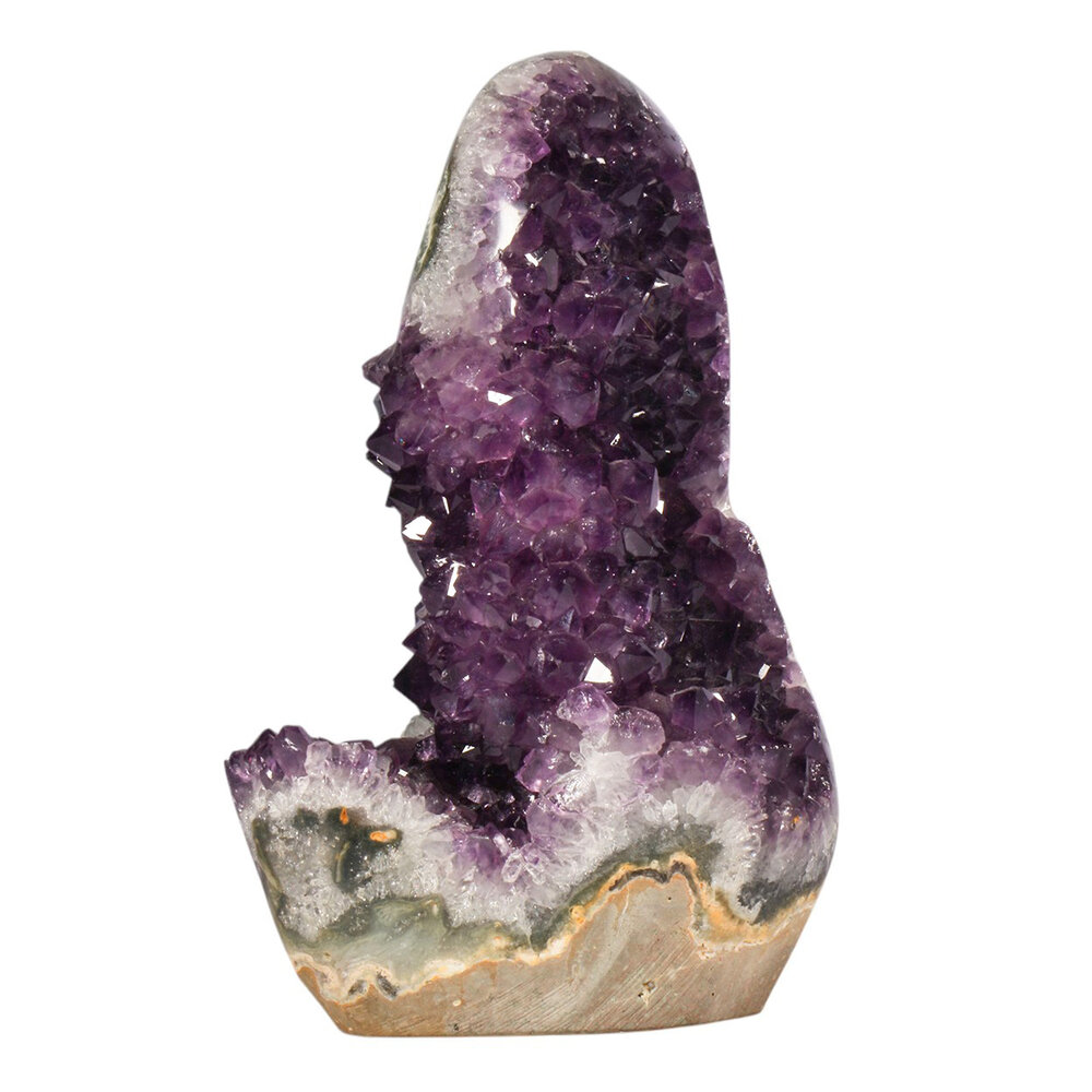 Amethist A-kwaliteit cluster staand 16,8 x 11,4 x 7,3 cm | 1517 gram Amethist A-kwaliteit cluster staand 16,8 x 11,4 x 7,3 cm | 1517 gram