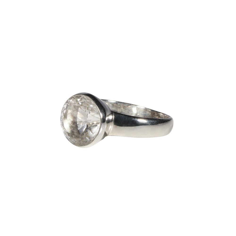 Zilveren ring bergkristal maat 17 1/2 | rond facet 0,9 cm Zilveren ring bergkristal maat 17 1/2 | rond facet 0,9 cm