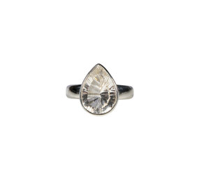 Zilveren ring bergkristal maat 17 | druppel facet 1,3 x 0,9 cm Zilveren ring bergkristal maat 17 | druppel facet 1,3 x 0,9 cm