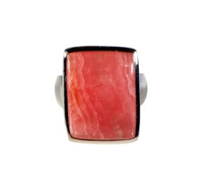 Zilveren ring rhodochrosiet maat 18 1/2 | rechthoek 2,1 x 1,6 cm Zilveren ring rhodochrosiet maat 18 1/2 | rechthoek 2,1 x 1,6 cm