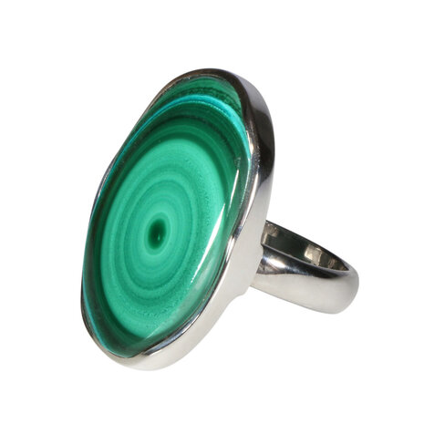 Zilveren ring malachiet maat 19 (licht verstelbaar) | ovaal 3,2 x 2,3 cm Zilveren ring malachiet maat 19 (licht verstelbaar) | ovaal 3,2 x 2,3 cm
