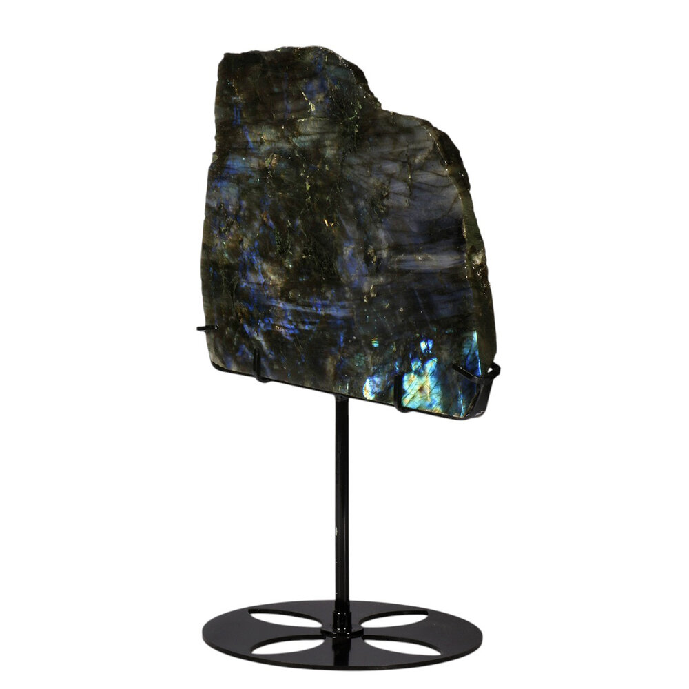 Labradoriet schijf gepolijst op standaard 17 x 20,3 x 1,7 cm | 1453 gram Labradoriet schijf gepolijst op standaard 17 x 20,3 x 1,7 cm | 1453 gram