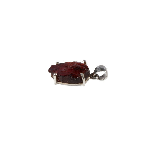 Zilveren hanger granaat ruw | ovaal gezet 1,5 x 1,1 cm Zilveren hanger granaat ruw | ovaal gezet 1,5 x 1,1 cm