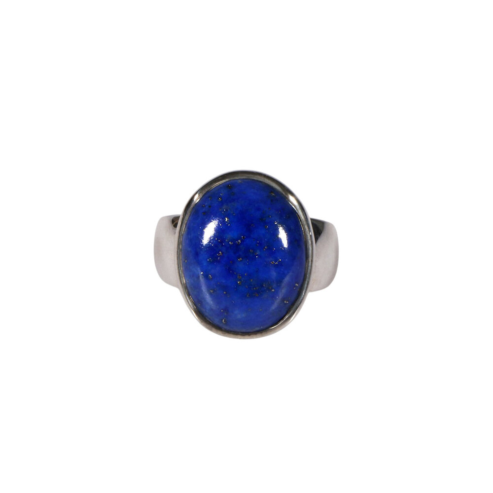 Zilveren ring lapis lazuli maat 16 1/2 | ovaal 1,5 x 1,3 cm Zilveren ring lapis lazuli maat 16 1/2 | ovaal 1,5 x 1,3 cm
