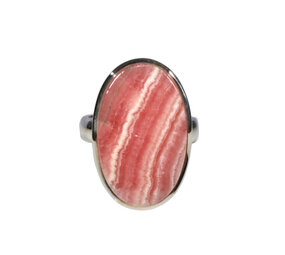 Zilveren ring rhodochrosiet maat 19 1/2 (licht verstelbaar) | ovaal 2,7 x 1,7 cm Zilveren ring rhodochrosiet maat 19 1/2 (licht verstelbaar) | ovaal 2,7 x 1,7 cm