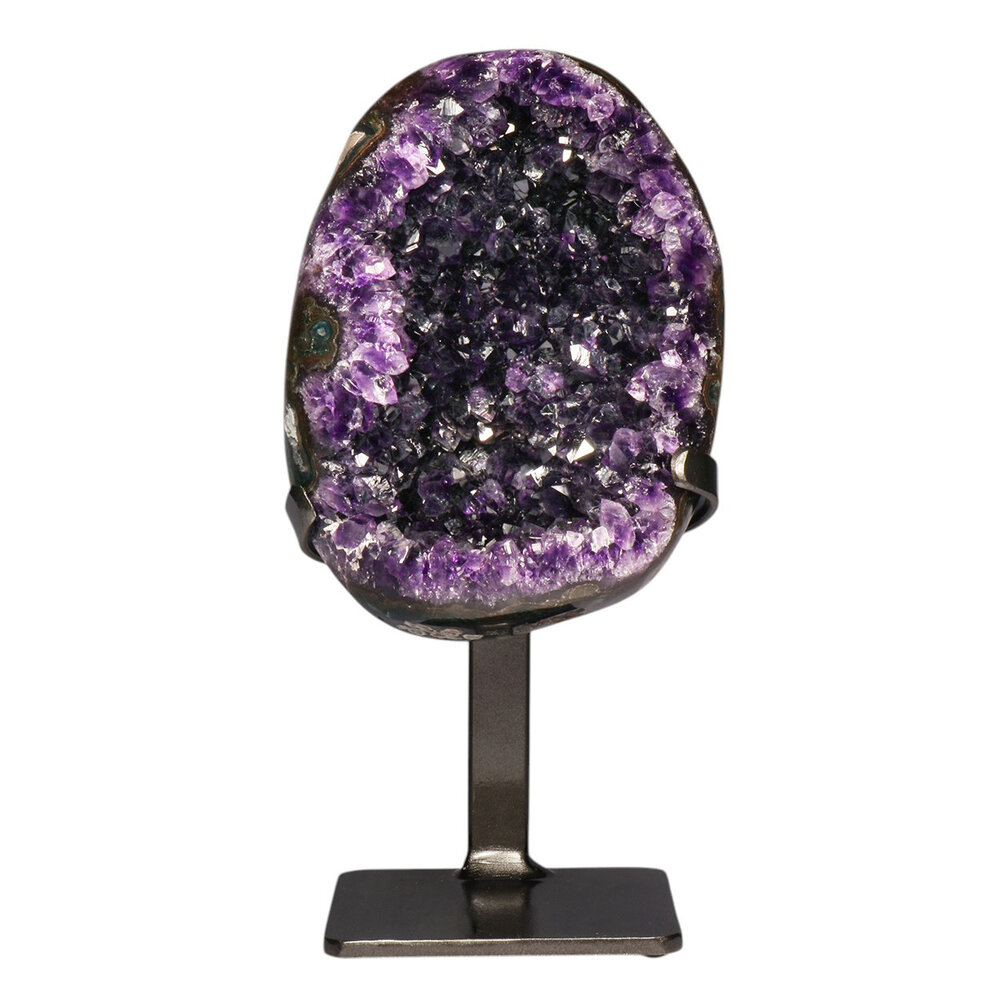 Amethist A-kwaliteit op standaard 17,7 x 12,5 x 6 cm | 2,42 kg Amethist A-kwaliteit op standaard 17,7 x 12,5 x 6 cm | 2,42 kg