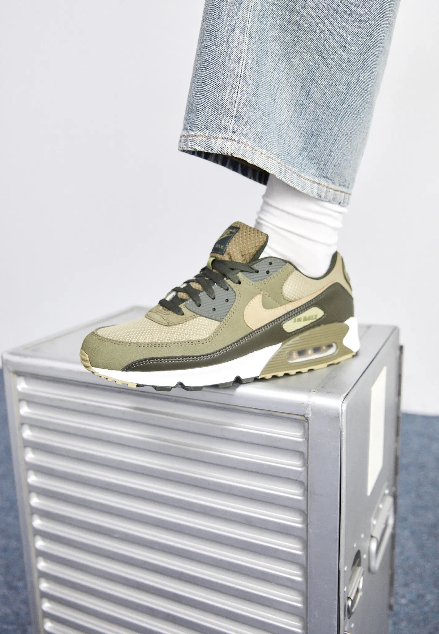 nike air max 90 neutral olive black