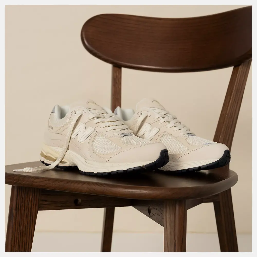 New Balance M2002RCC Taupe