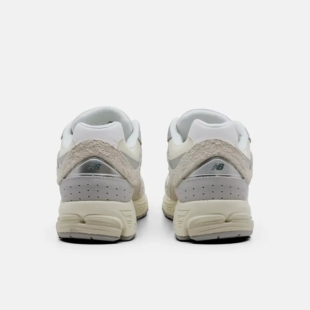 New Balance M2002REK Linen