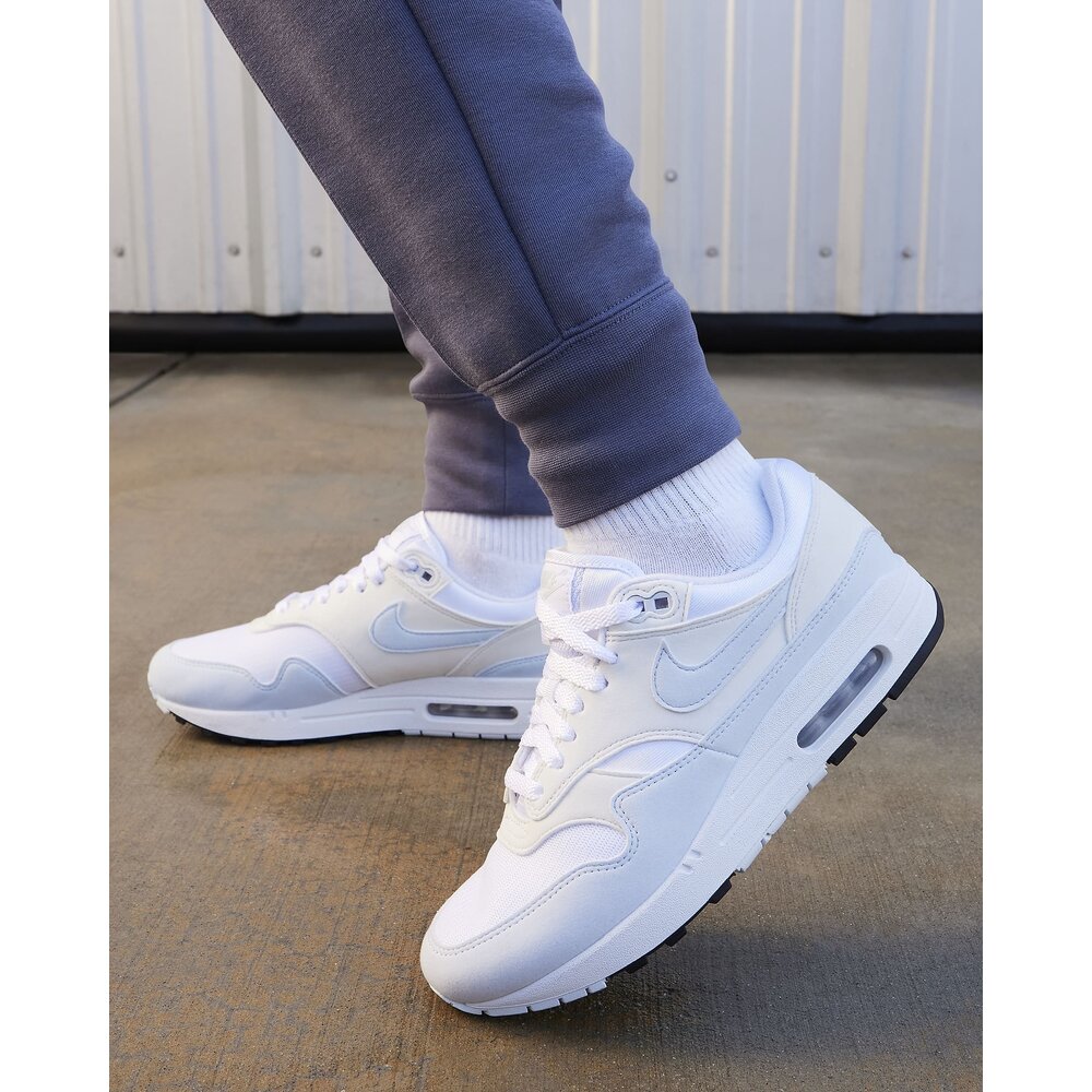 Nike Air Max 1 Wit/Platinum Tint/Zwart/Football Grey