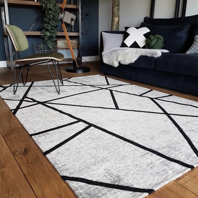 Hailey 25 - Schöner Teppich mit geometrischem Design in Steingrau/Schwarz