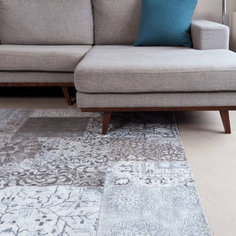 Planet 21 - Design Teppich in Grau