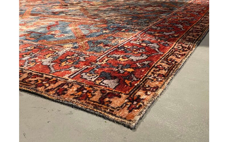 Demre - Einzigartiger Vintage-Teppich in mehreren Farben