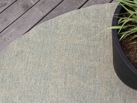 Barra 53 - Runder Outdoor Teppich in natürliches Grün