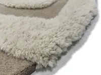 Teppich mit geschnitztem Muster in organischer Form - Brera 12