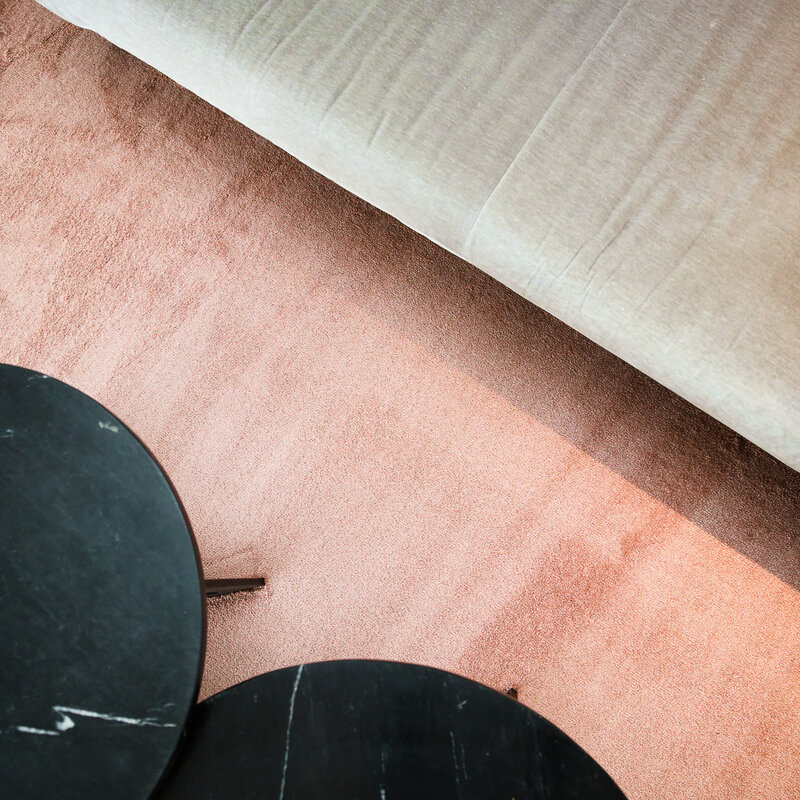 Teppich in organischer Form in Soft Pink - Lunar 41