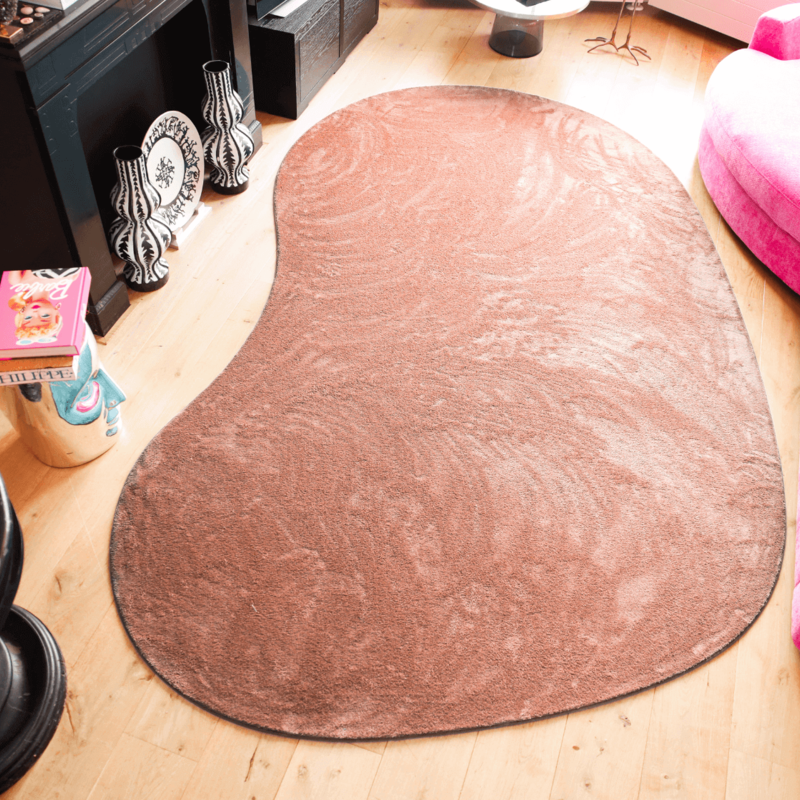 Teppich in organischer Form in Soft Pink - Lunar 41