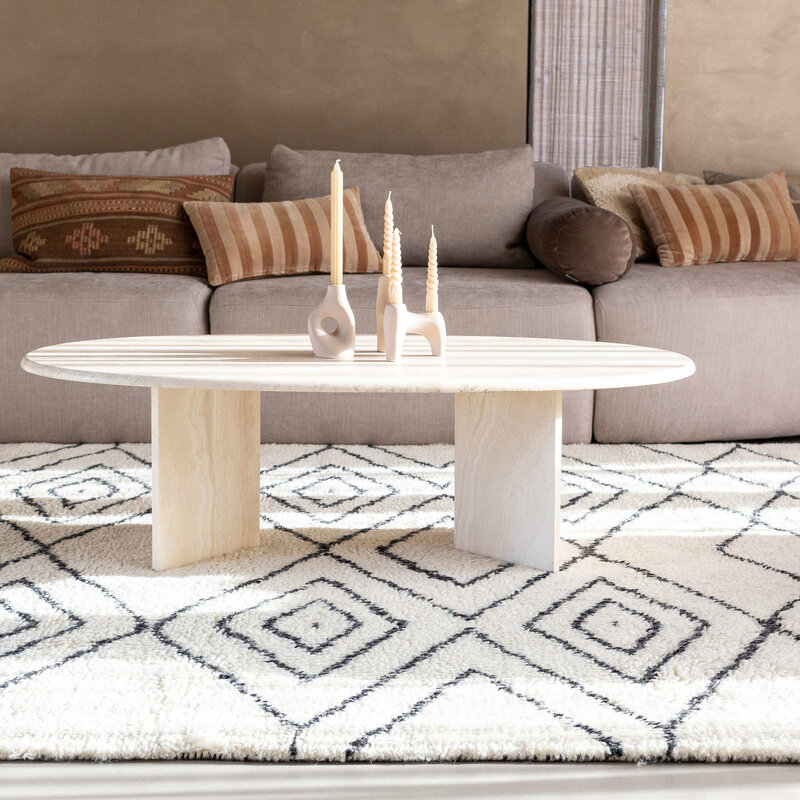 Reva 12 - Luxuriöser hochfloriger Wollteppich in Beige mit symmetrischem Muster