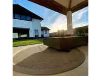 Sisal Outdoor 21 - Runder Sisal Teppich für draußen in hellgrau mit hellgrauem Band