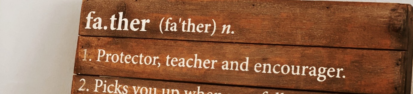 Surprise your father on Father's Day with these gift tips!