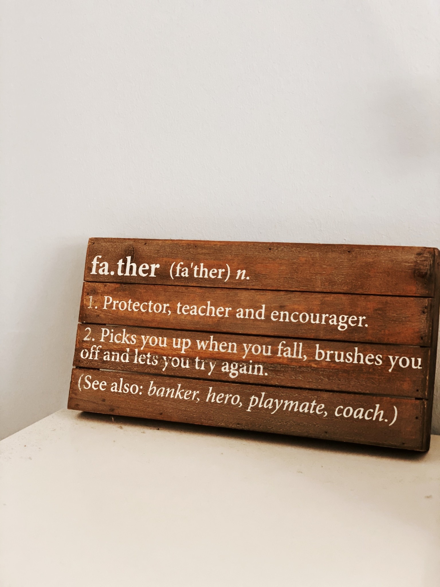 Surprise your father on Father's Day with these gift tips!