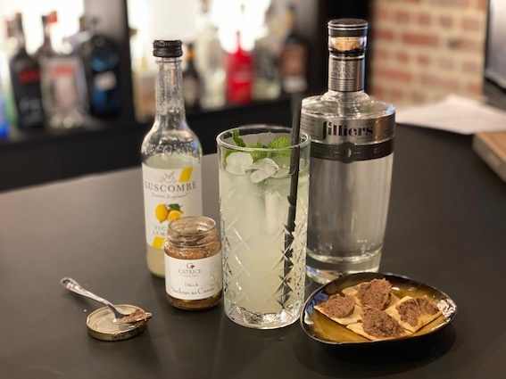 Apero: White Lady Cocktail met een pittig hapje