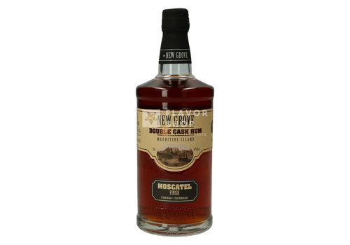 New Grove New Grove Double Cask Moscatel 8Y Rum 70 cl
