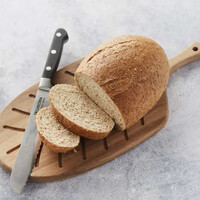 Serving board with handle leaf from acacia wood 40.5x19.7x1.5cm FSC®