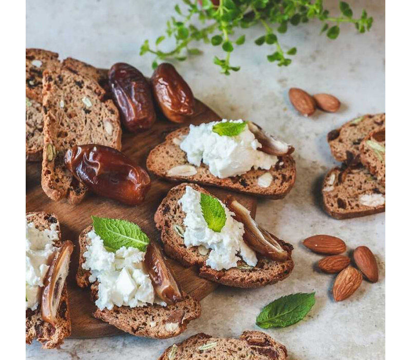 Toasts met amandel & dadels 120 g
