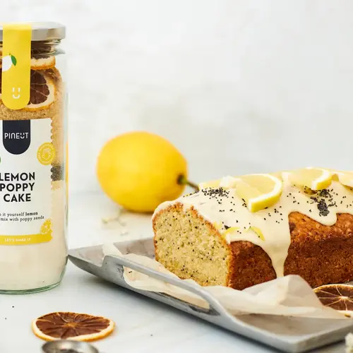 Lemon Poppy Cake