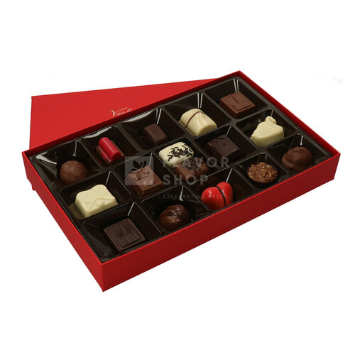 Luxury Box of Pralines 230 g 