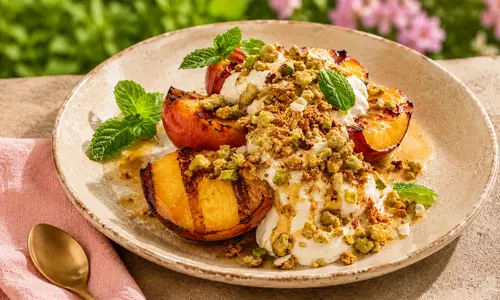 Gegrilde perzik met mascarponecrème 
