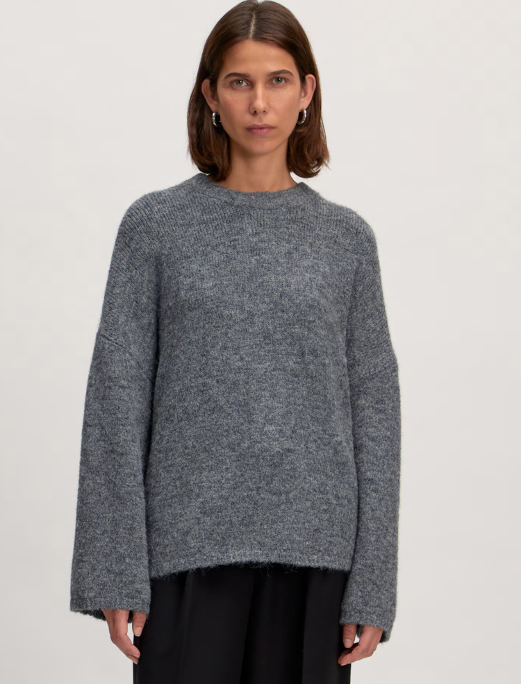 Oversize Ulva Knit Flower