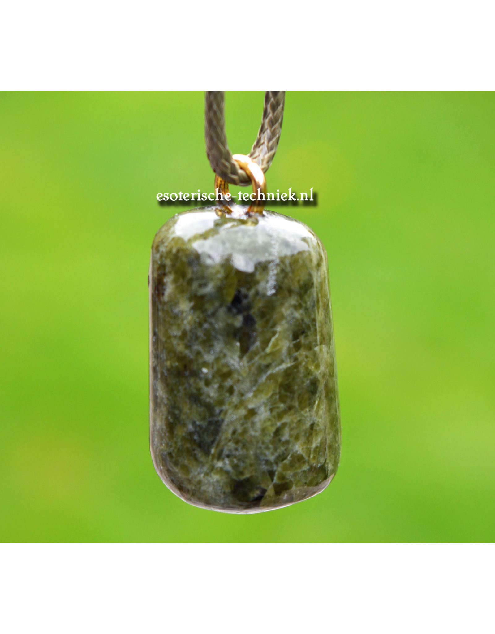 Orgonite Pendant with Vesuvianite (Idocrase) | Protection & Inner Strength