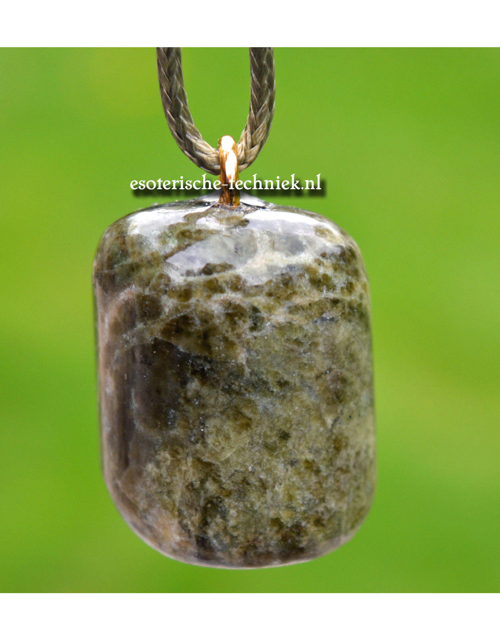 Orgonite Pendant with Vesuvianite (Idocrase) | Protection & Inner Strength