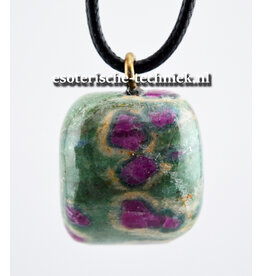 Orgonite Robijn in Fuchsiet hanger