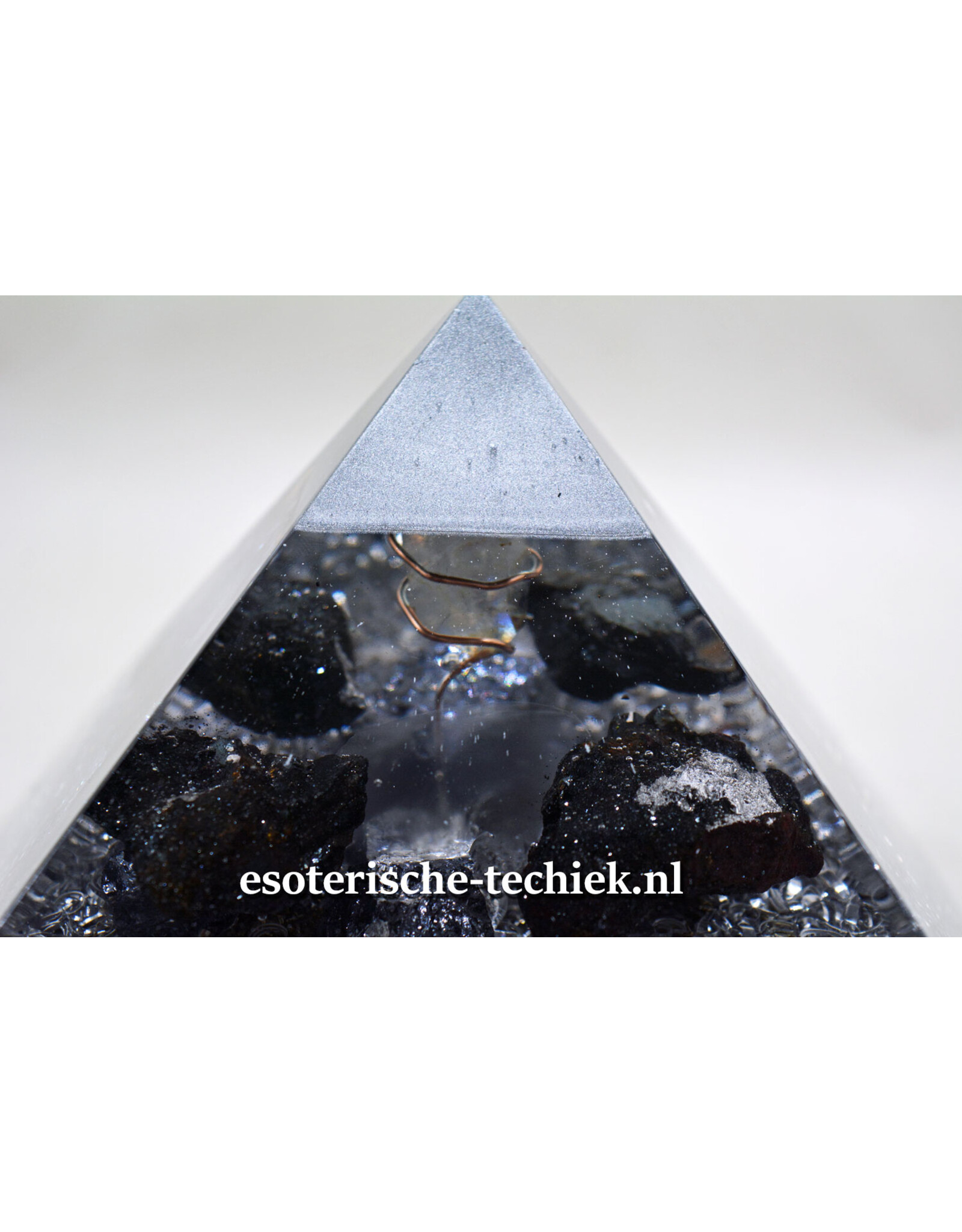 Orgone Orgonite piramide Herkimer Diamant, Silicium, Grafiet en Shungite