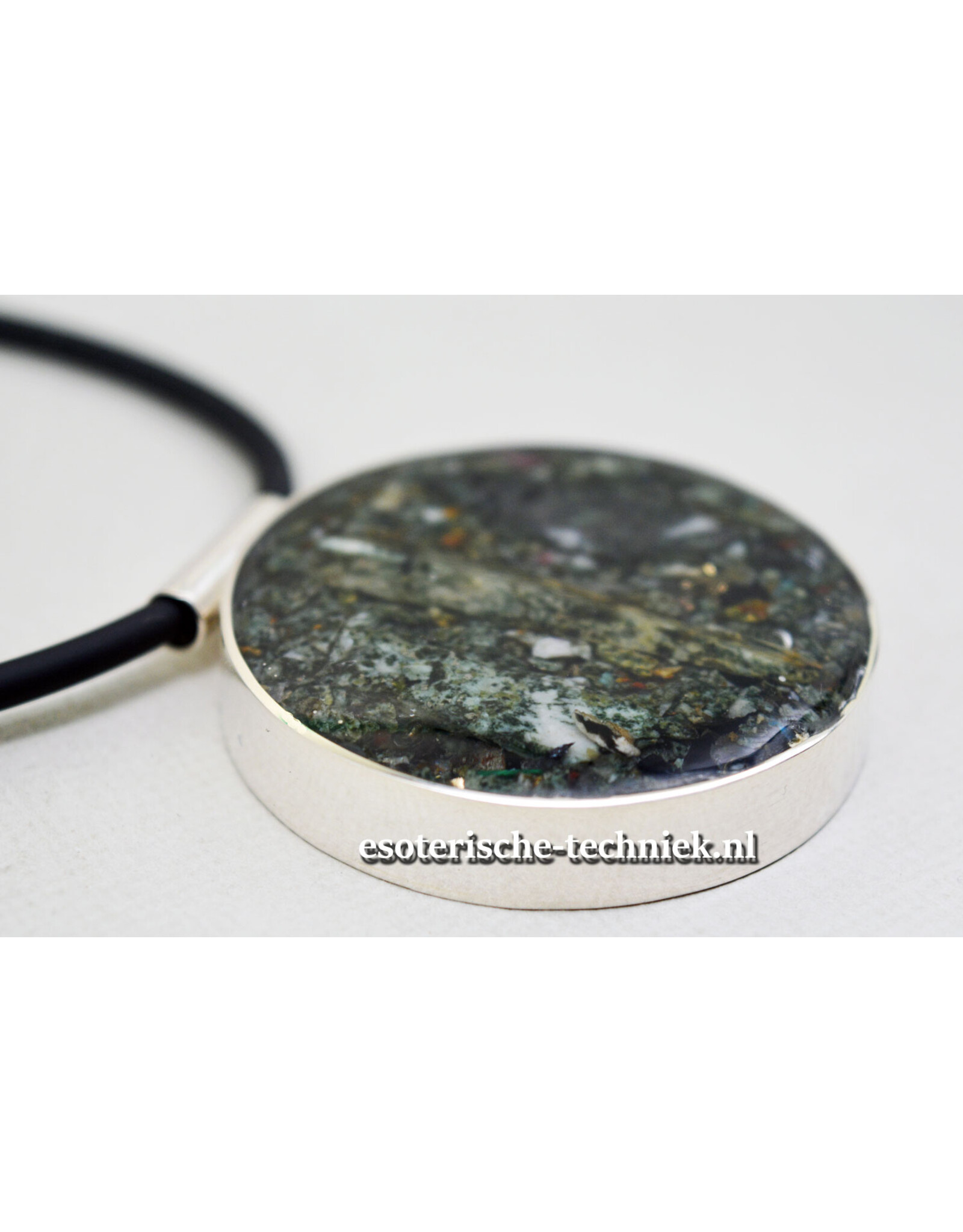 Orgone Orgonite sieraad sterling zilver 925 Amulet/Hanger Preseli Bluestone / Stonehenge steen met Lakelandite VERKOCHT