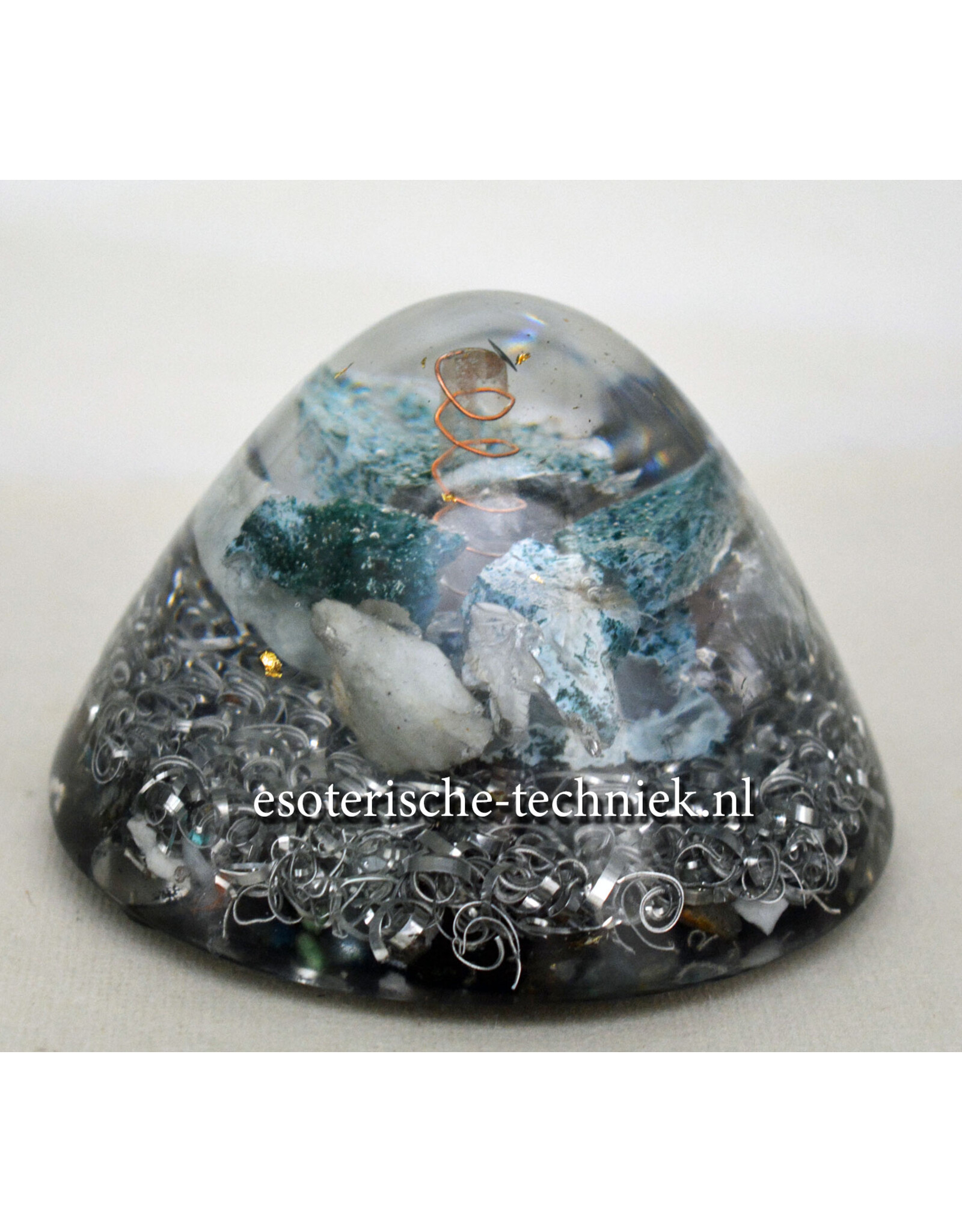 Orgone Orgonite cone  Mangano Calciet, Mos Agaat, Shungite