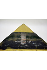 Orgonite piramide met Shungite, Arkansas Bergkristalpunt
