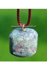 Orgone Orgonite edelsteen hanger Robijn in Kyaniet