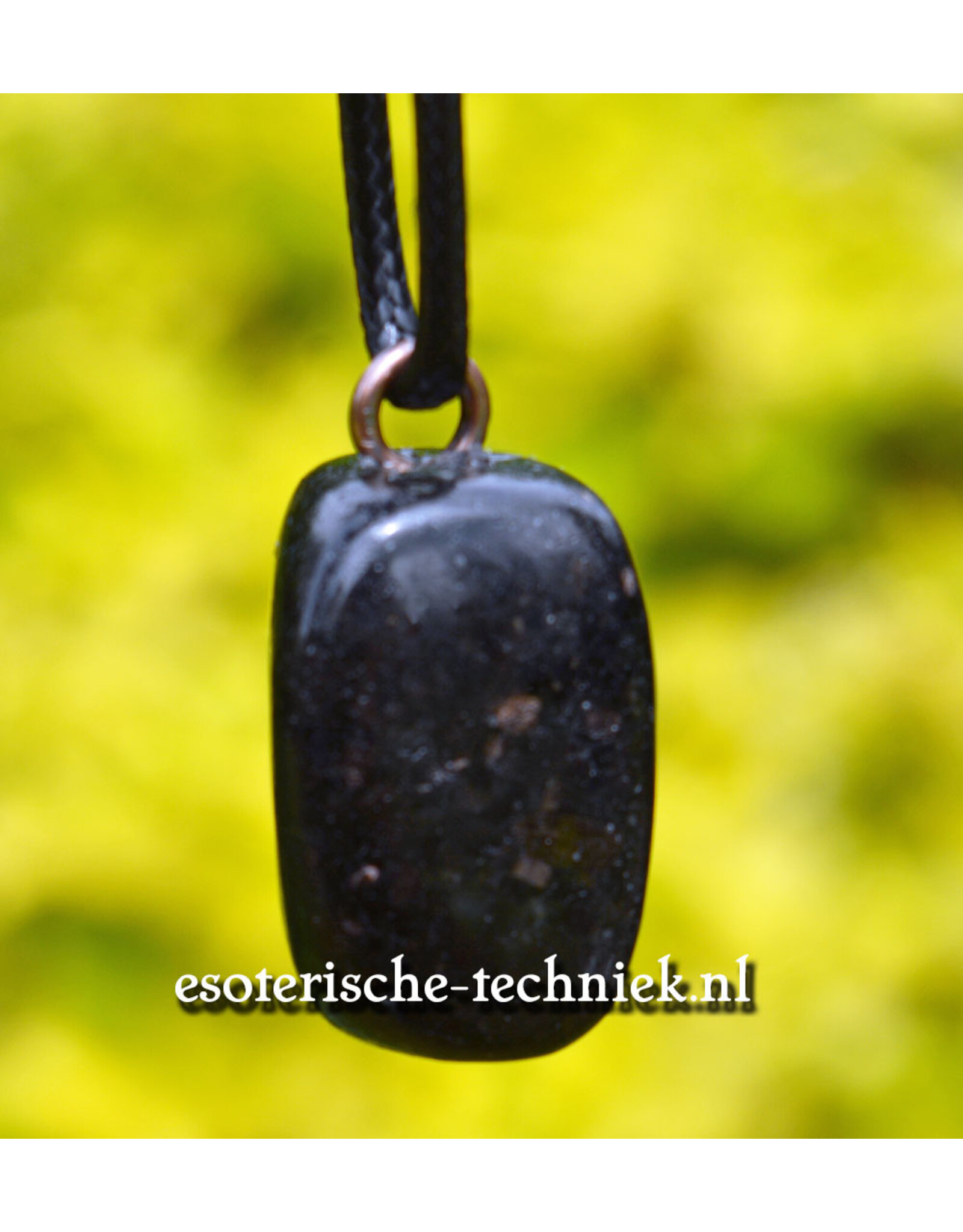 Orgone Orgonite Hanger Coppernite (Deze steen wordt ook wel Indiase of Chinese Nuummiet genoemd) 