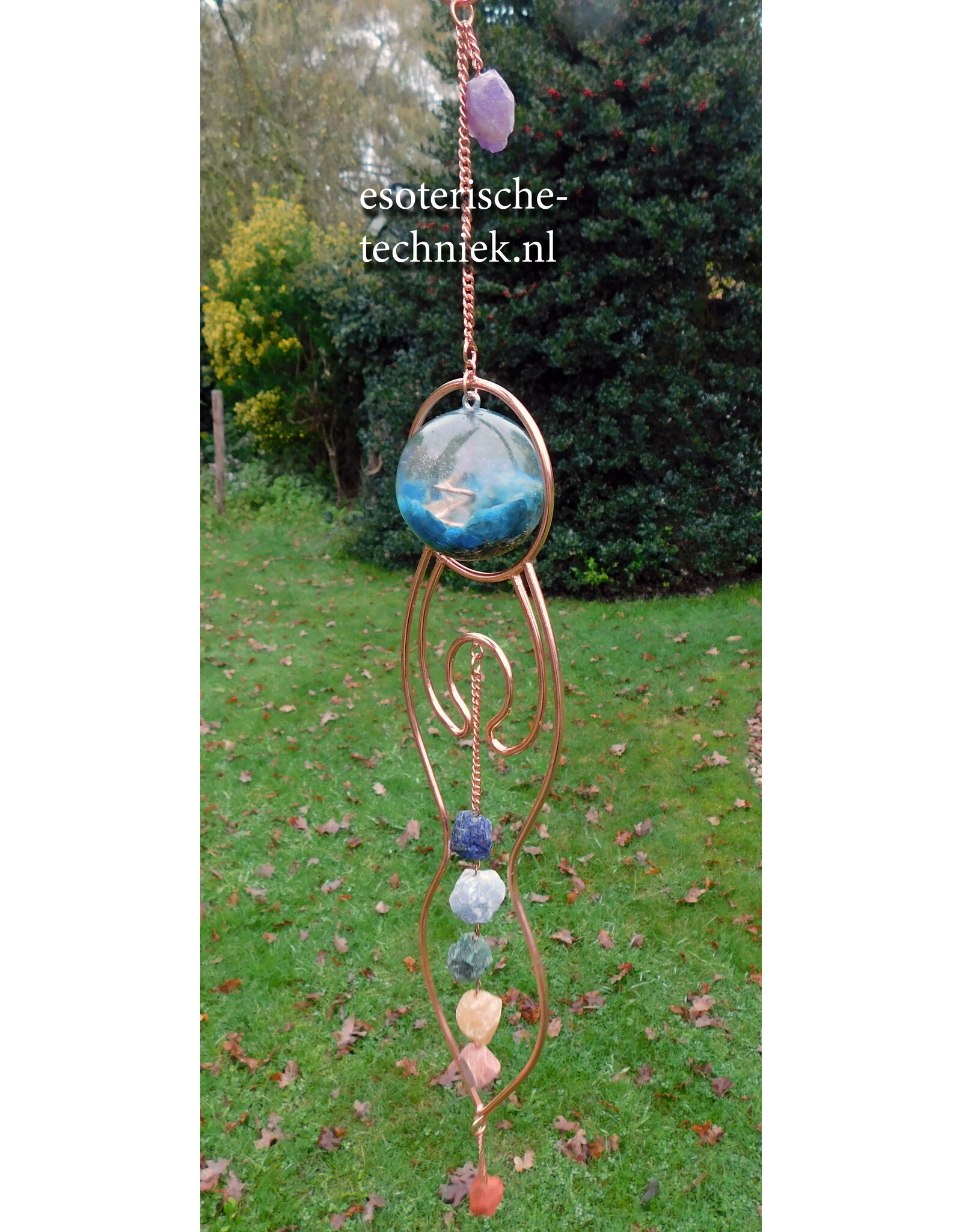 Orgonite Stralingswerende raamhanger Godin met Apatiet, Bergkristal en Shungite
