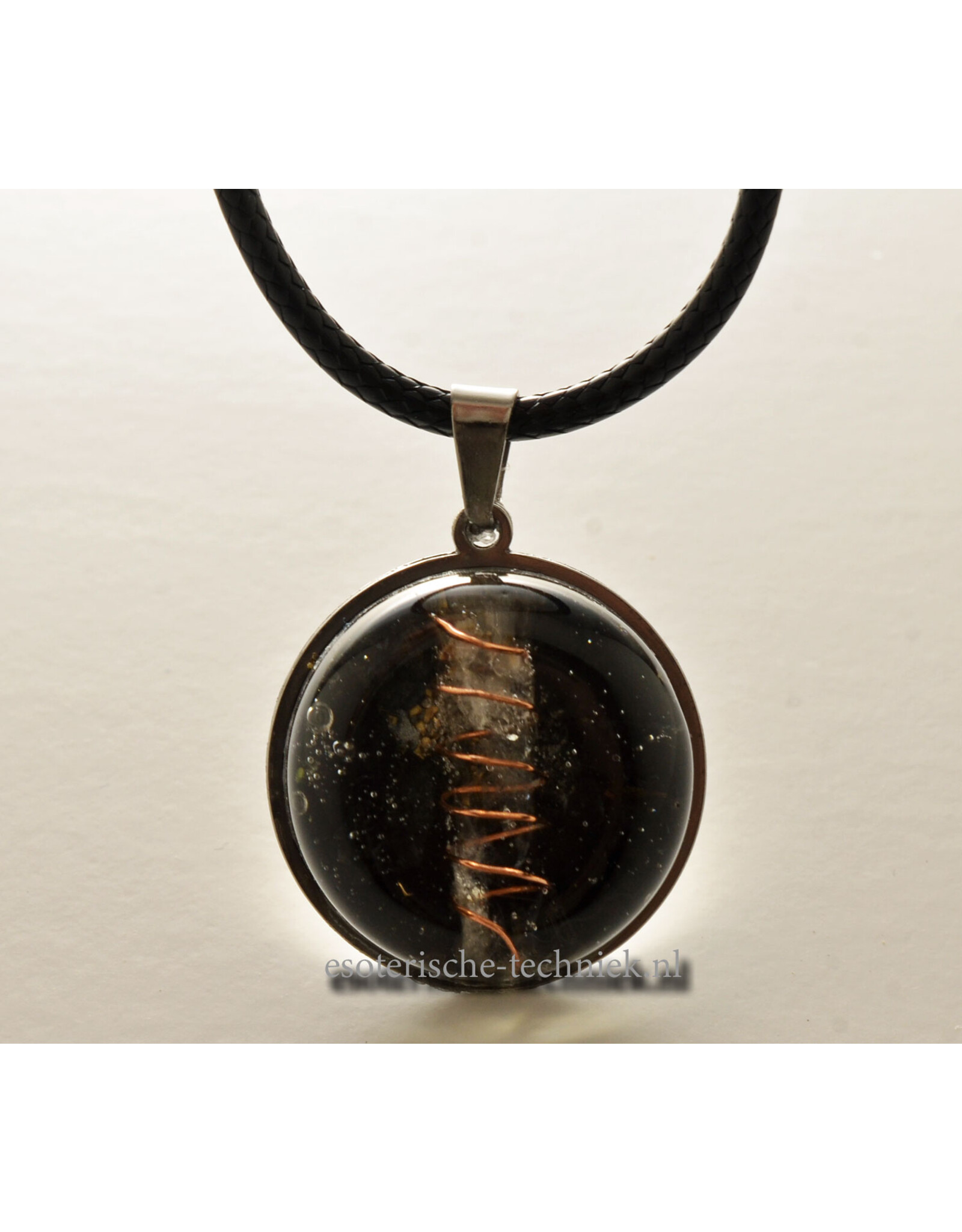 Orgone Orgonite hangers Shungiet met symbool of Bergkristalpunt