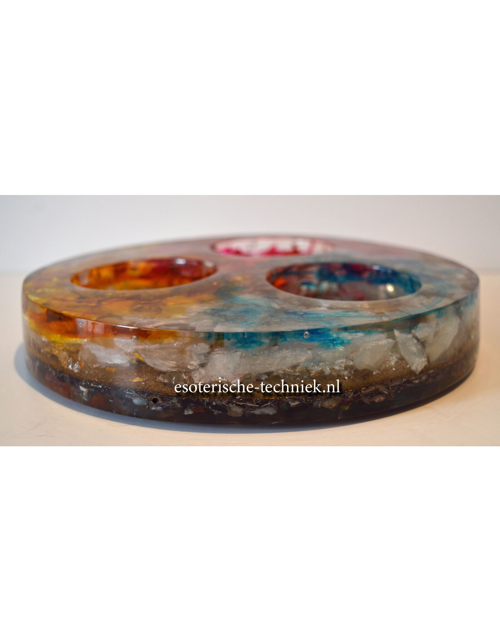 Orgonite Oplaadschijf Arkansas kristal, Shungite, Seleniet en de Flower of Life