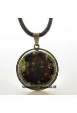 Orgone Orgonite hangers Shungiet met symbool of Bergkristalpunt