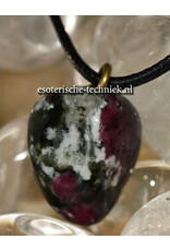 Orgone orgonite hanger Eudialiet  bescherming tegen elektromagnetische straling.