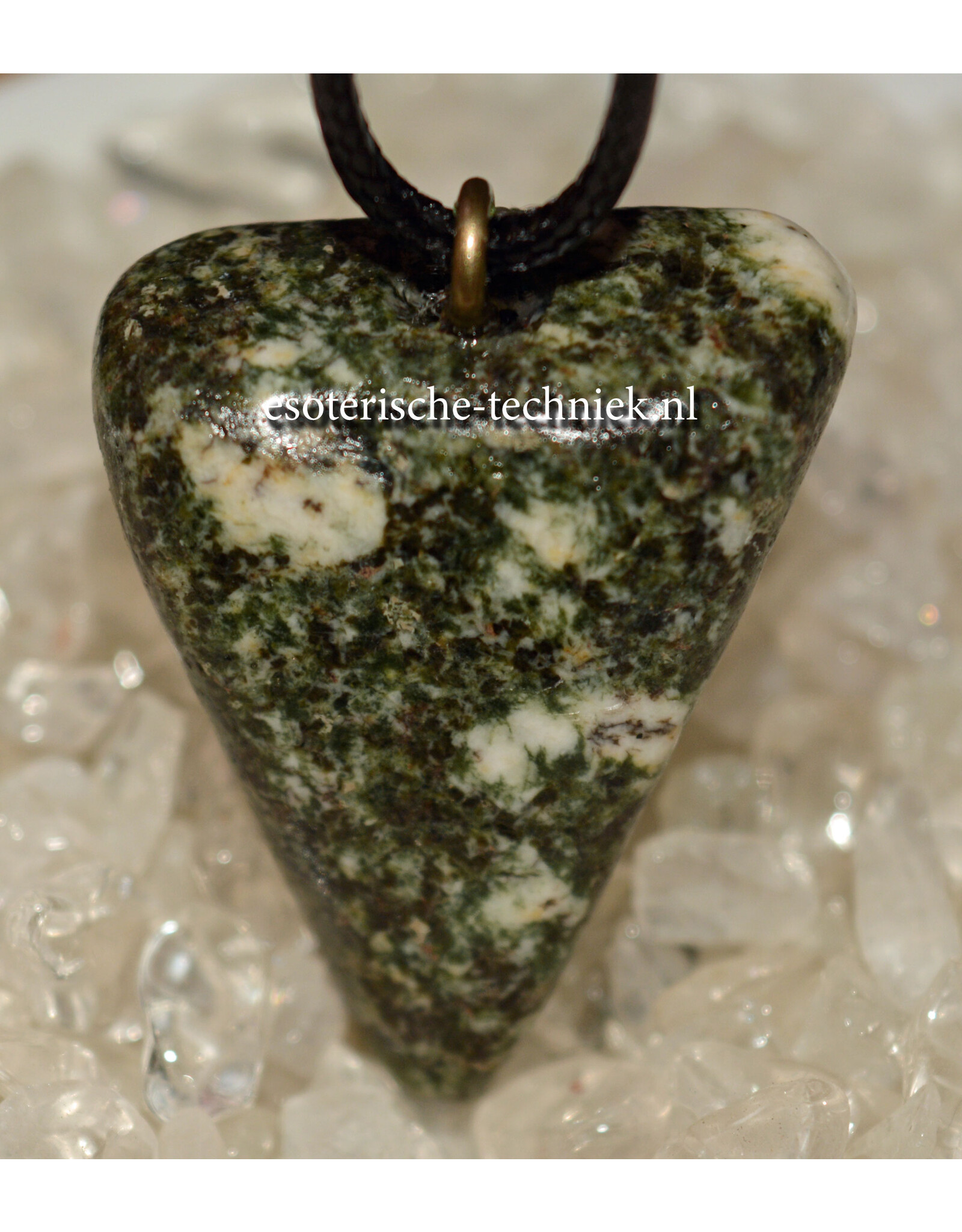 Orgone Orgonite hanger Preseli Bluestone / Stonehenge steen