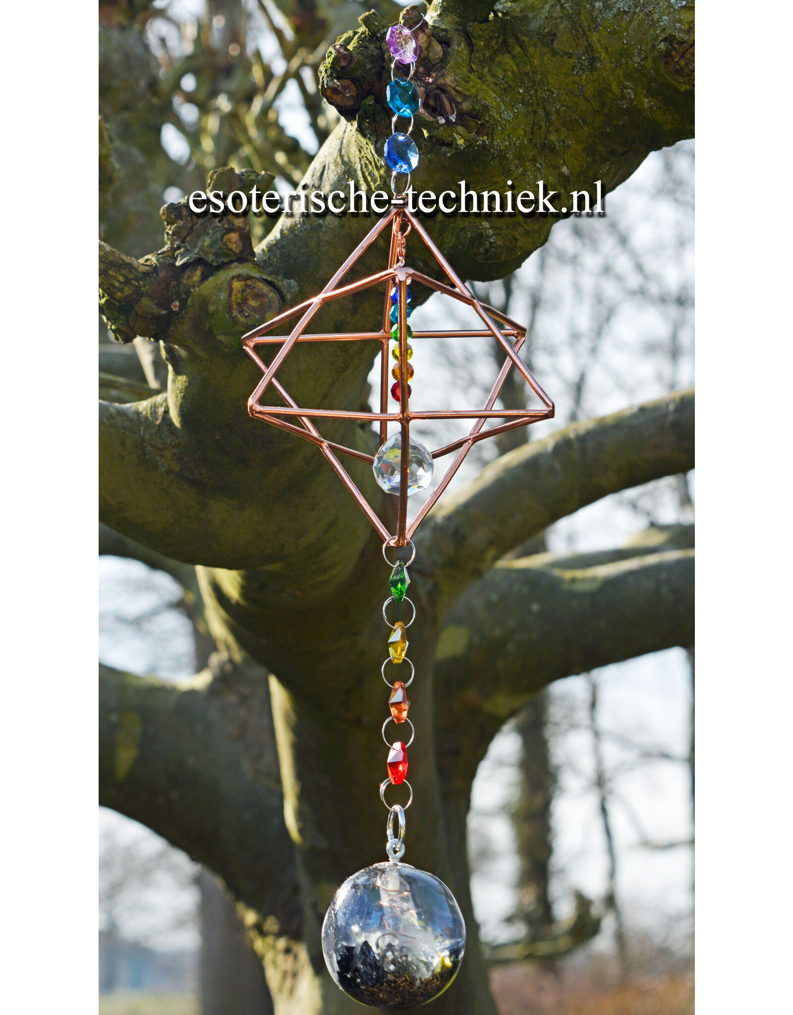 Orgonite stralingswerende raamhanger Merkaba met Feng Shui kristal.