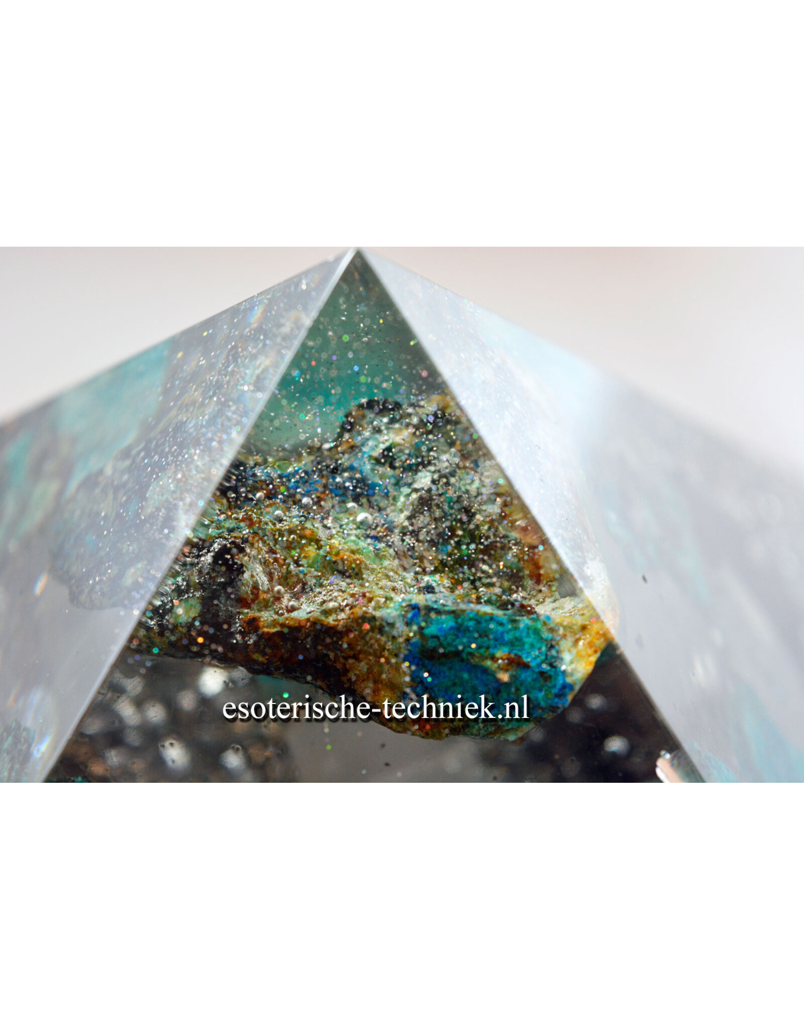 Orgone Orgonite piramide Serpierite, Cupriet, Chrysocolla